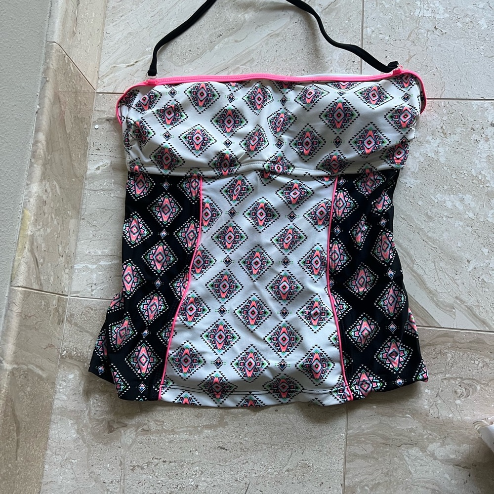 Tankini top small size worn a couple times only.